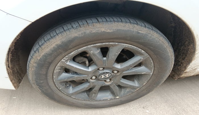 2019 Hyundai Elite i20 SPORTZ PLUS 1.2, Petrol, Manual, 54,726 km, tyre