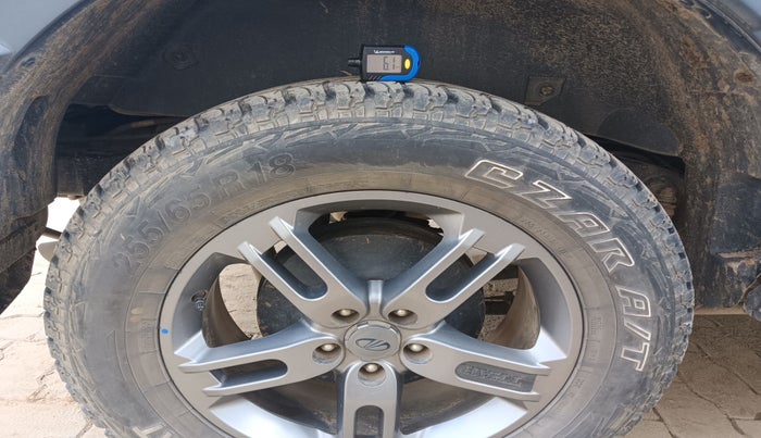 2021 Mahindra Thar LX D AT 4WD HT, Diesel, Automatic, 25,328 km, tyre