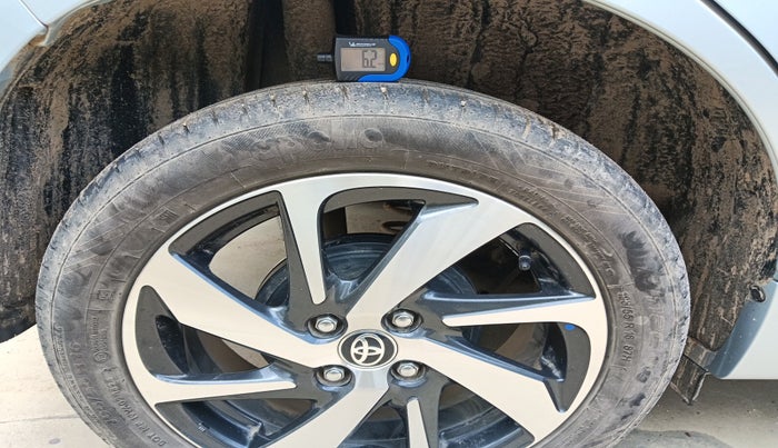 2024 Toyota Glanza G, Petrol, Manual, 5,795 km, tyre