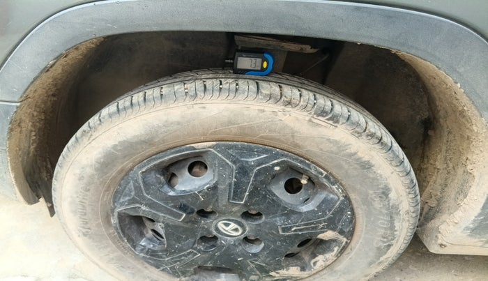 2022 Tata PUNCH ACCOMPLISHED MT, Petrol, Manual, 9,961 km, tyre