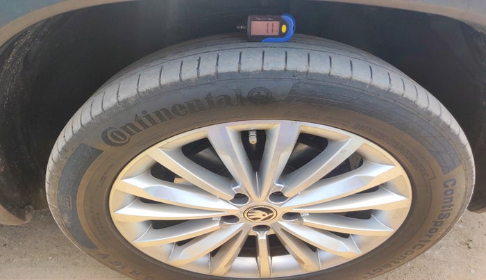 2018 Skoda Kodiaq STYLE 2.0 TDI 4X4 AT, Diesel, Automatic, 1,05,474 km, tyre