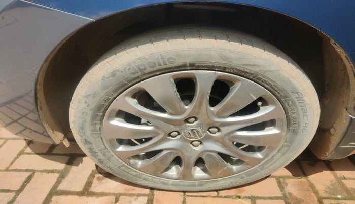 2017 Maruti Baleno ALPHA PETROL 1.2, Petrol, Manual, 33,615 km, tyre