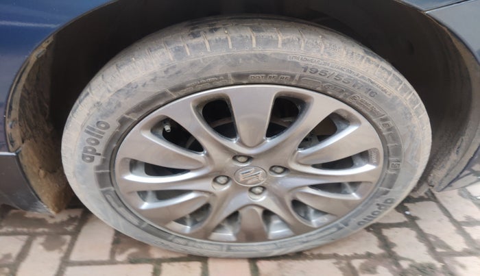 2017 Maruti Baleno ALPHA PETROL 1.2, Petrol, Manual, 33,615 km, tyre