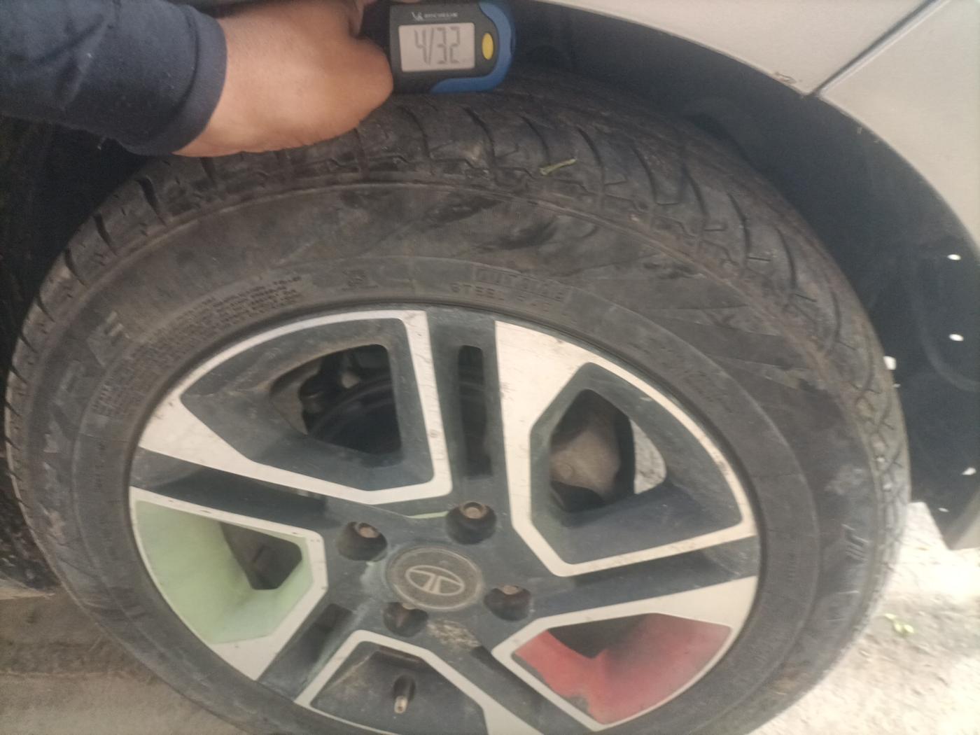 2019 Tata TIGOR XZ PLUS PETROL, Petrol, Manual, 50,900 km, tyre