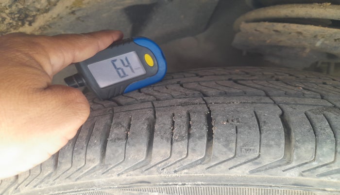 2021 Mahindra XUV300 W4 1.5 DIESEL, Diesel, Manual, 30,169 km, tyre