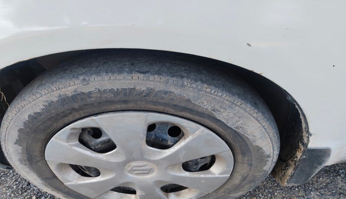 2011 Maruti Ritz VDI, Diesel, Manual, 1,59,194 km, tyre