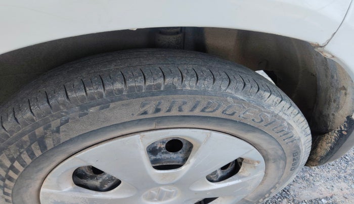 2011 Maruti Ritz VDI, Diesel, Manual, 1,59,194 km, tyre