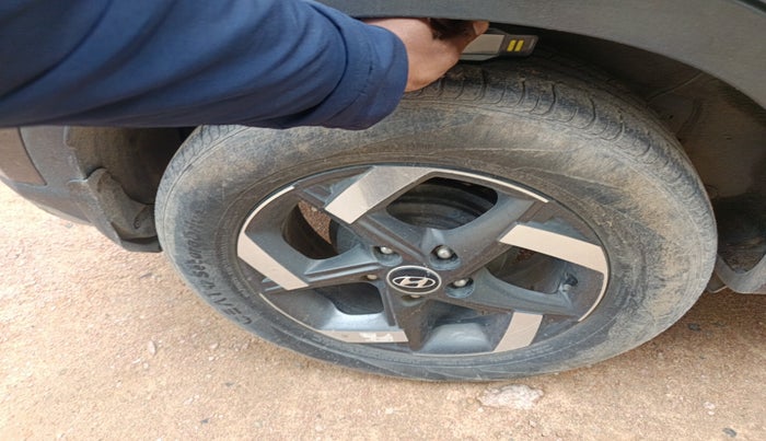 2020 Hyundai VENUE SX 1.0 TURBO, Petrol, Manual, 45,522 km, tyre