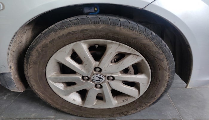 2014 Honda Mobilio 1.5L I-DTEC V, Diesel, Manual, 73,247 km, tyre