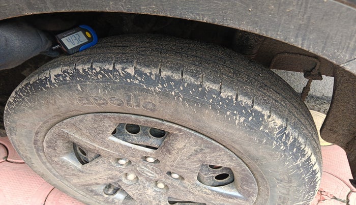 2023 Hyundai VENUE E (O) 1.2 , Petrol, Manual, 51,810 km, tyre
