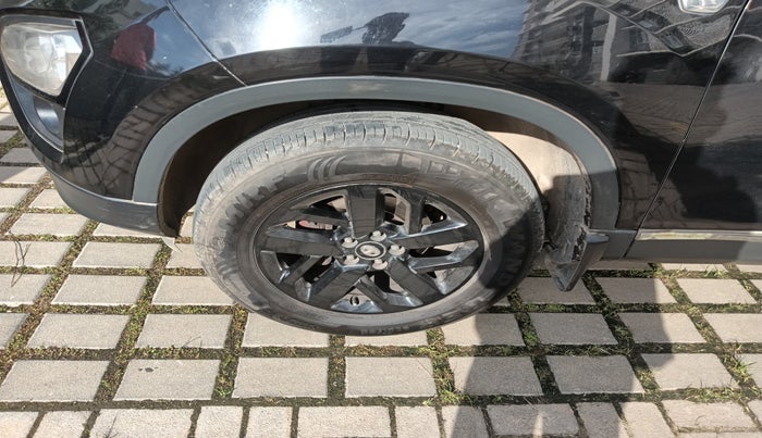 2021 Tata Harrier XZA PLUS 2.0L DARK EDITION, Diesel, Automatic, 84,693 km, tyre