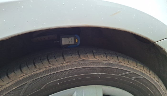 2012 Skoda Rapid AMBITION 1.6 TDI CR MT, Diesel, Manual, 1,18,024 km, tyre