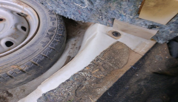 2018 Tata Tiago XM PETROL, Petrol, Manual, 68,270 km, tyre