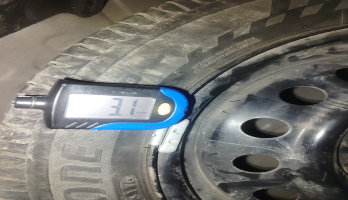 2014 Maruti Wagon R 1.0 VXI, Petrol, Manual, 42,068 km, tyre