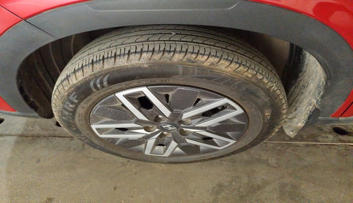 2021 Hyundai VENUE SX 1.0 TURBO IMT, Petrol, Manual, 13,692 km, tyre