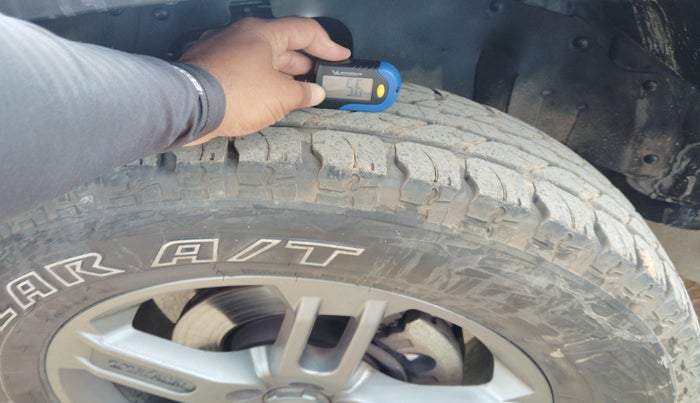 2021 Mahindra Thar LX PETROL HT 4WD AT, Petrol, Automatic, 31,684 km, tyre