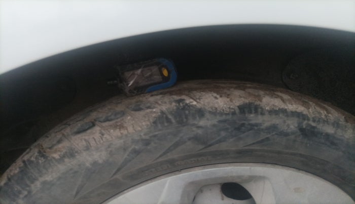 2018 Tata Zest XE PETROL, Petrol, Manual, 47,974 km, tyre