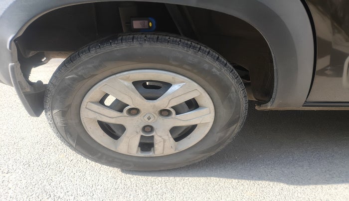 2018 Renault Kwid RXT 1.0 AMT (O), Petrol, Automatic, 46,867 km, tyre