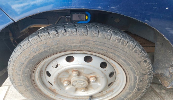 2014 Hyundai Eon ERA +, Petrol, Manual, 60,901 km, tyre