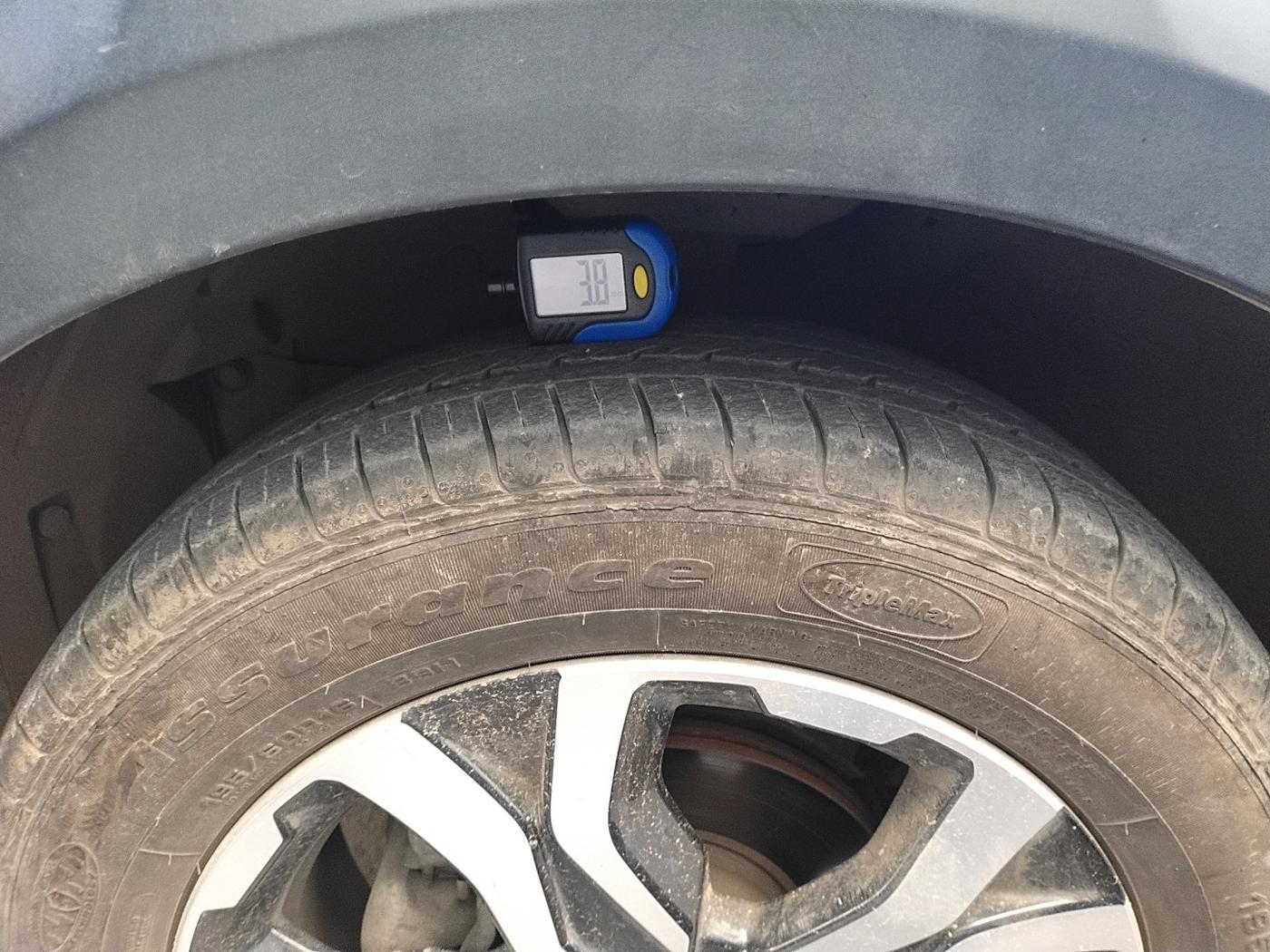 2021 Honda WR-V 1.2L I-VTEC VX MT, Petrol, Manual, 18,032 km, tyre