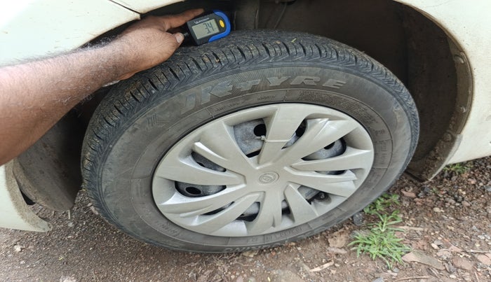 2019 Maruti Dzire VDI, Diesel, Manual, 69,050 km, tyre
