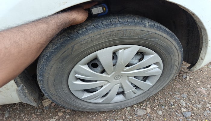 2019 Maruti Dzire VDI, Diesel, Manual, 69,050 km, tyre