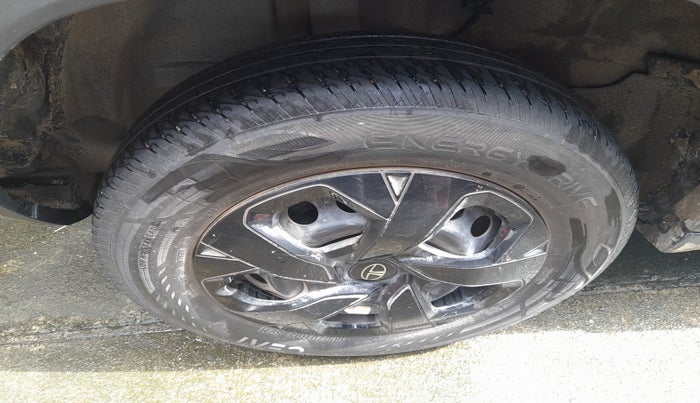 2024 Tata PUNCH ADVENTURE MT CNG , Petrol, Manual, 26,606 km, tyre