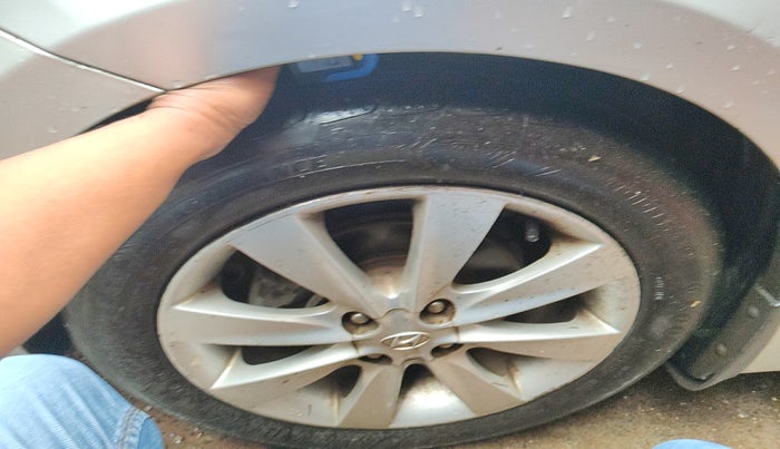 2013 Hyundai Verna FLUIDIC 1.6 CRDI SX OPT AT, Diesel, Automatic, 1,67,081 km, tyre