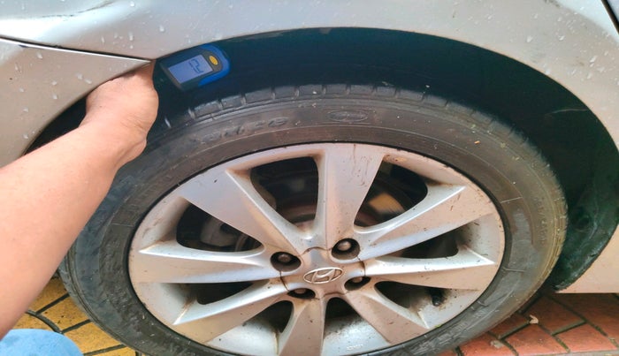 2013 Hyundai Verna FLUIDIC 1.6 CRDI SX OPT AT, Diesel, Automatic, 1,67,081 km, tyre