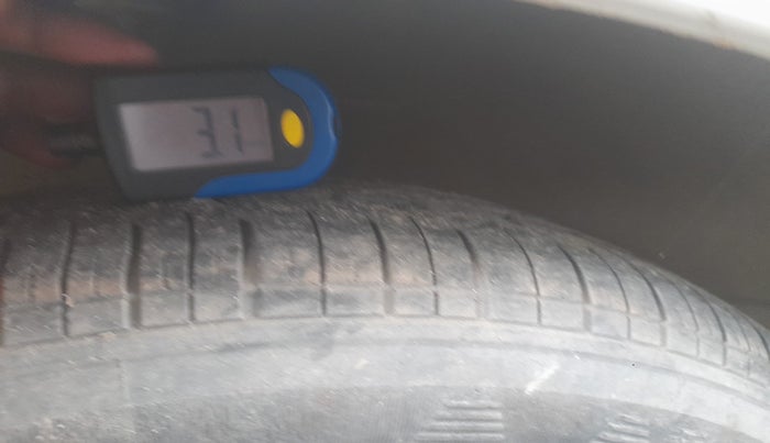 2013 Maruti Ritz VXI, Petrol, Manual, 45,752 km, tyre