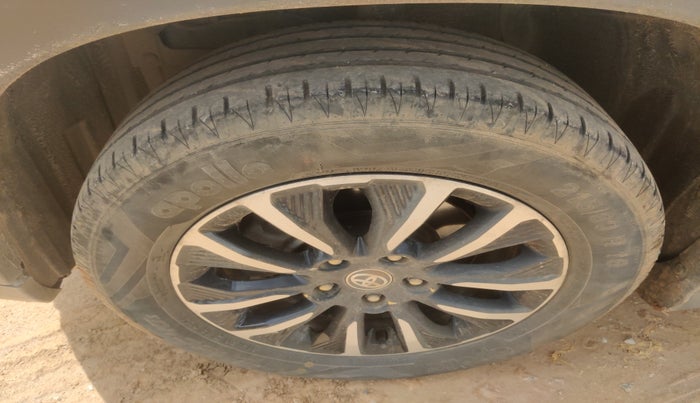 2020 Toyota URBAN CRUISER PREMIUM GRADE AT, Petrol, Automatic, 78,495 km, tyre