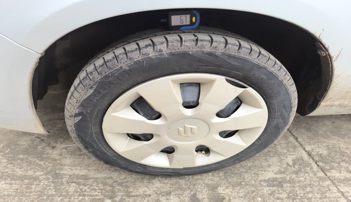 2012 Maruti Alto K10 VXI, Petrol, Manual, 52,500 km, tyre