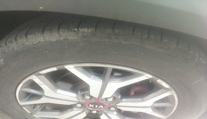 2020 KIA SELTOS GTX PLUS AT 1.5 DIESEL, Diesel, Automatic, 1,23,687 km, tyre