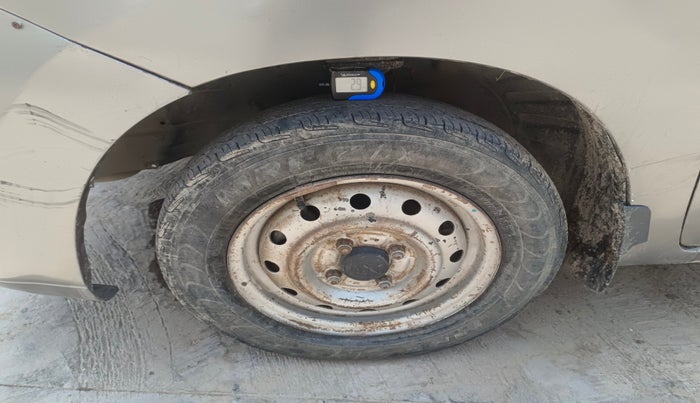 2012 Maruti Wagon R 1.0 LXI, Petrol, Manual, 79,107 km, tyre