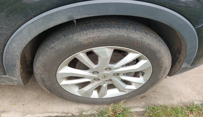 2019 Mahindra XUV300 W8 1.5 DIESEL, Diesel, Manual, 98,438 km, tyre