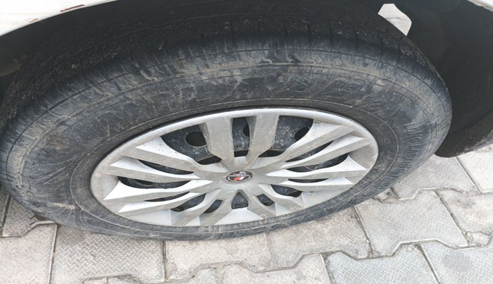 2018 Maruti Swift Dzire TOUR S PETROL, Petrol, Manual, 83,595 km, tyre