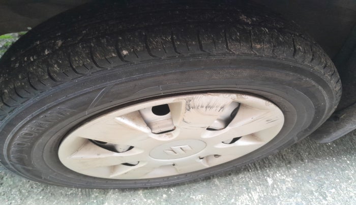 2015 Maruti Wagon R 1.0 LXI CNG, Petrol, Manual, 1,20,516 km, tyre