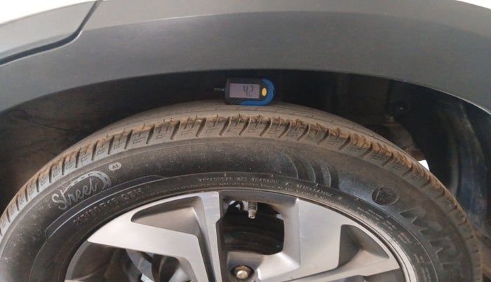 2020 KIA SONET GTX PLUS 1.5 AT, Diesel, Automatic, 47,617 km, tyre