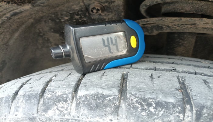 2021 Tata PUNCH ACCOMPLISHED MT, Petrol, Manual, 37,570 km, tyre