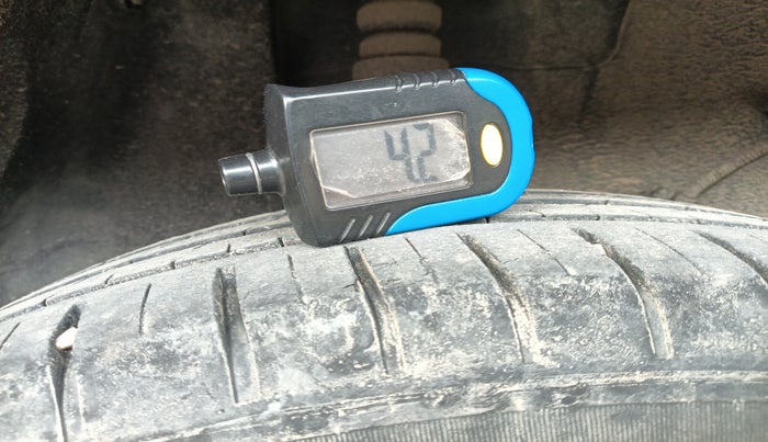 2021 Tata PUNCH ACCOMPLISHED MT, Petrol, Manual, 37,570 km, tyre