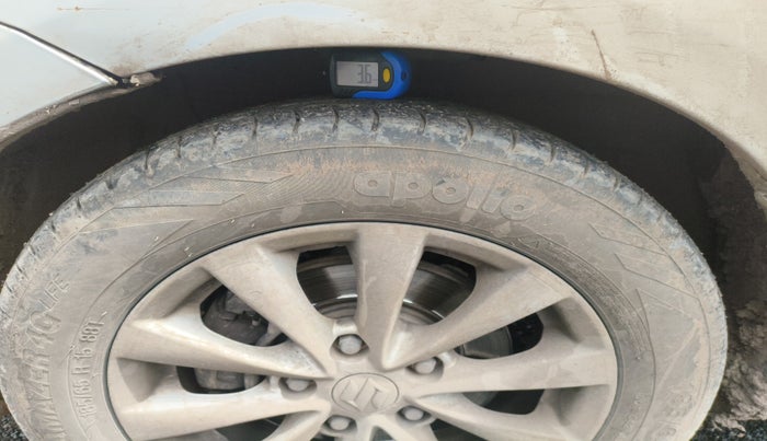 2014 Maruti Ertiga ZDI, Diesel, Manual, 2,14,840 km, tyre