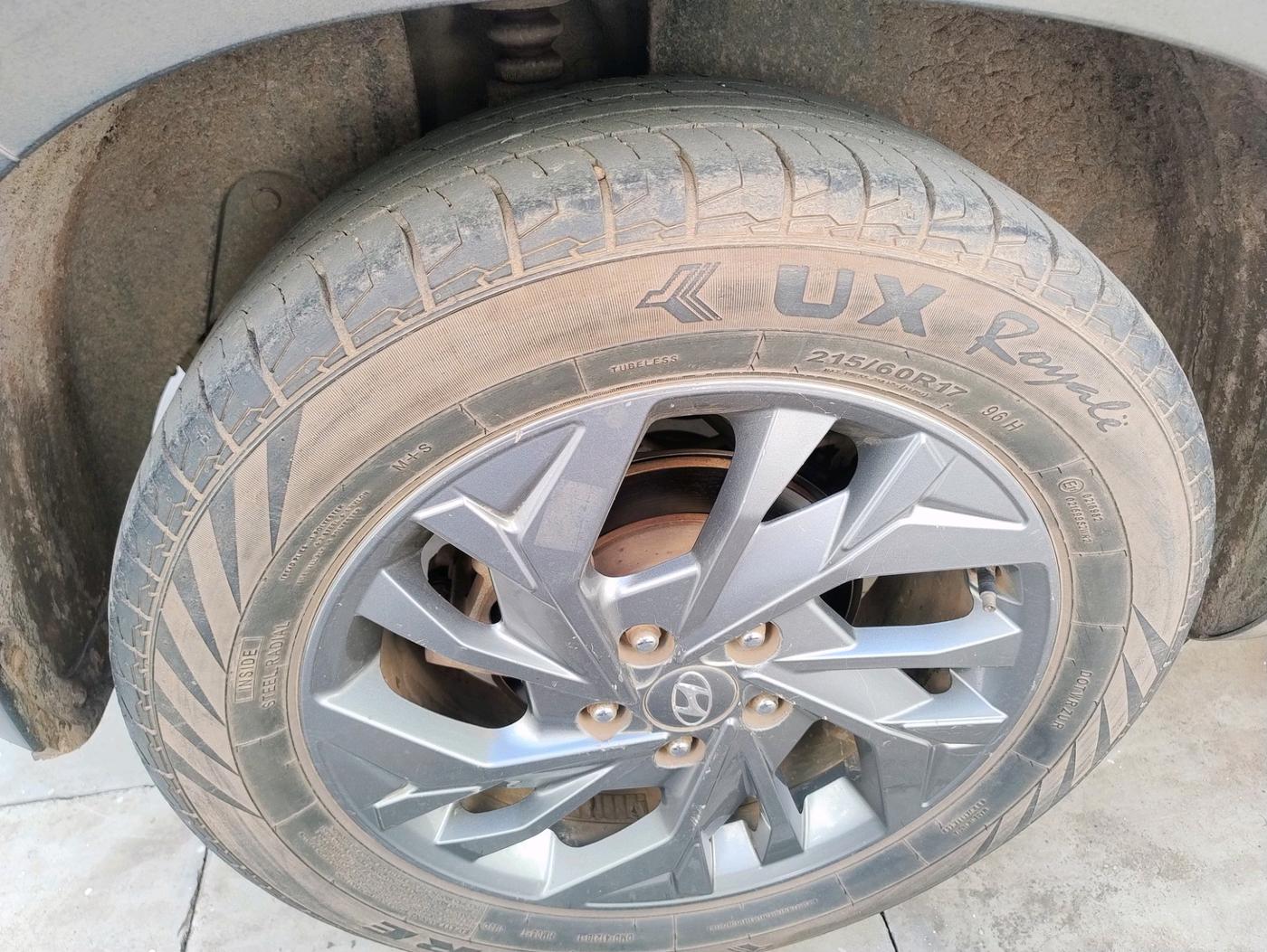 2020 Hyundai Creta SX 1.4 TURBO DCT, Petrol, Automatic, 1,25,832 km, tyre