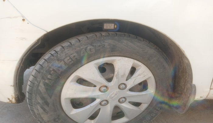 2012 Hyundai i10 MAGNA 1.2, Petrol, Manual, 75,990 km, tyre