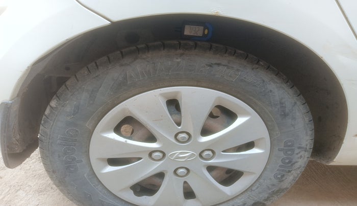 2012 Hyundai i10 MAGNA 1.2, Petrol, Manual, 75,990 km, tyre