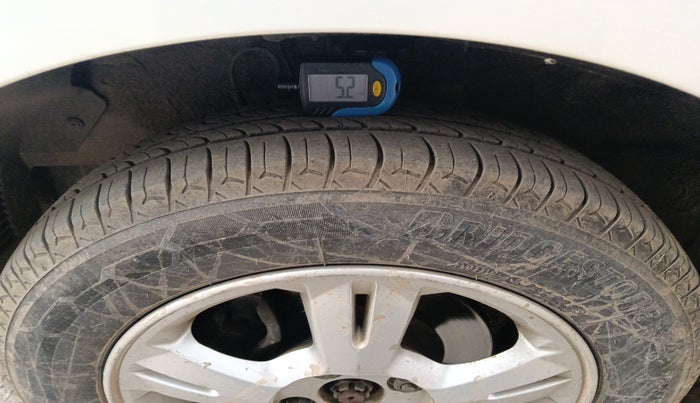 2011 Hyundai i20 ASTA (O) 1.2 WITH SUNROOF, Petrol, Manual, 89,864 km, tyre