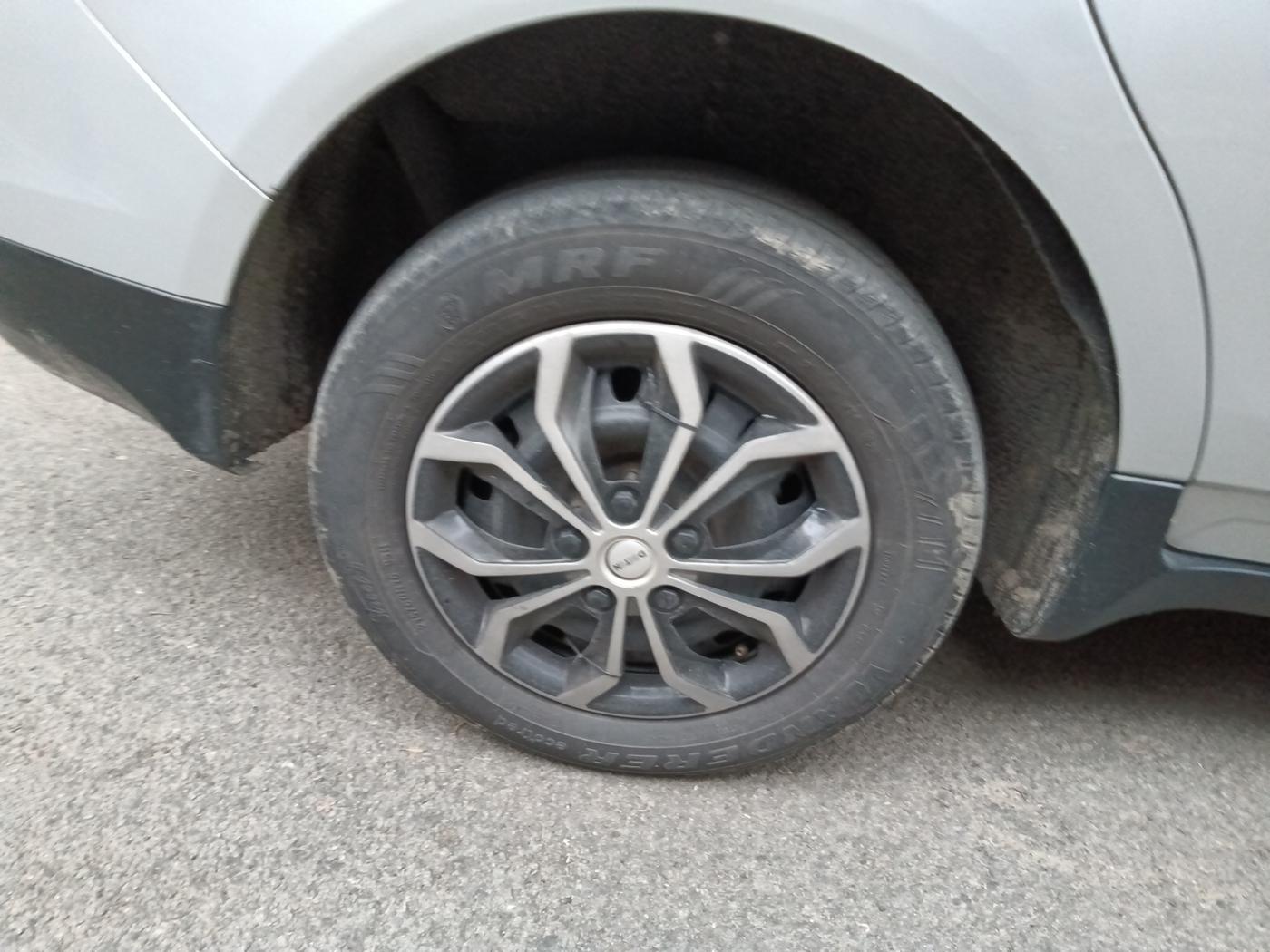 2018 Mahindra MARAZZO M4 8 STR, Diesel, Manual, 1,30,950 km, tyre
