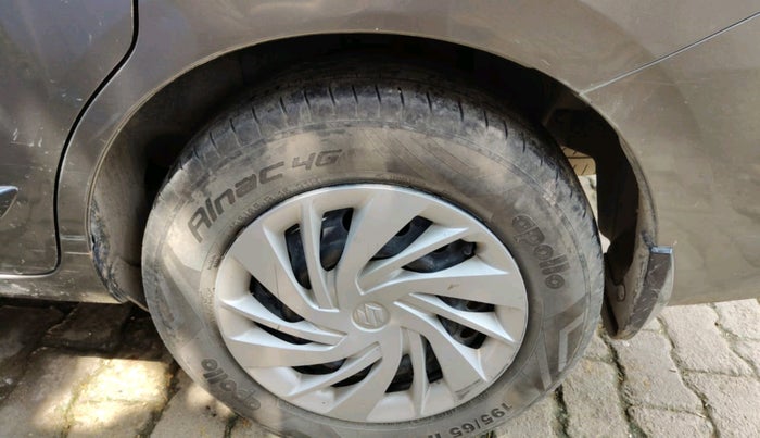 2021 Maruti Ertiga VXI CNG, Petrol, Manual, 1,42,001 km, tyre