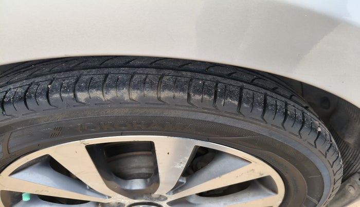 2014 Hyundai Verna FLUIDIC 1.6 CRDI SX, Diesel, Manual, 1,35,768 km, tyre
