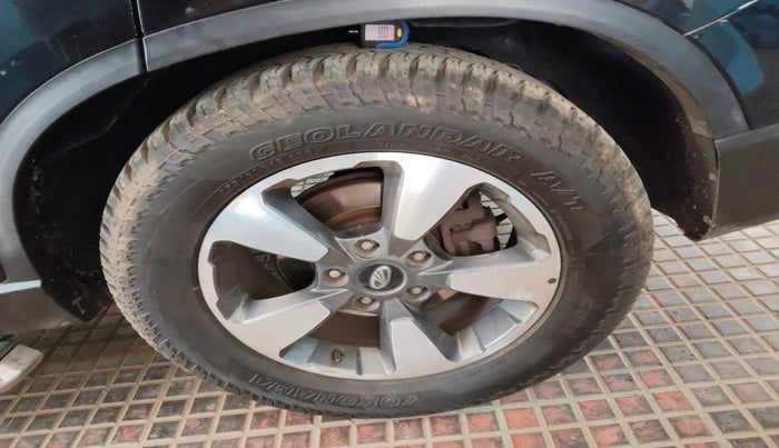 2019 Mahindra ALTURAS G4 4WD AT, Diesel, Automatic, 79,680 km, tyre