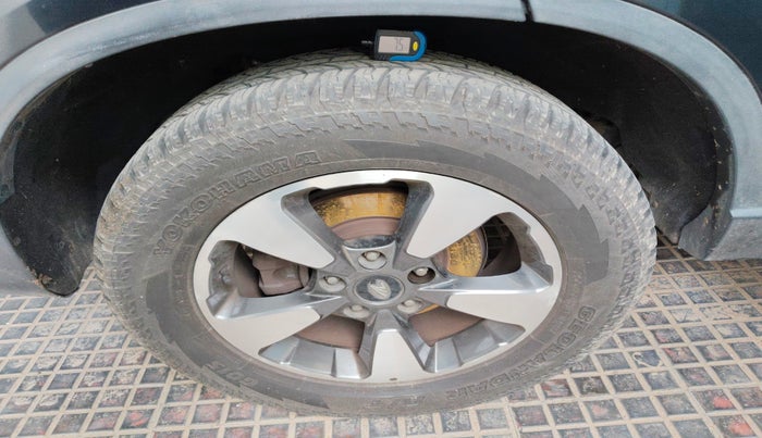 2019 Mahindra ALTURAS G4 4WD AT, Diesel, Automatic, 79,680 km, tyre